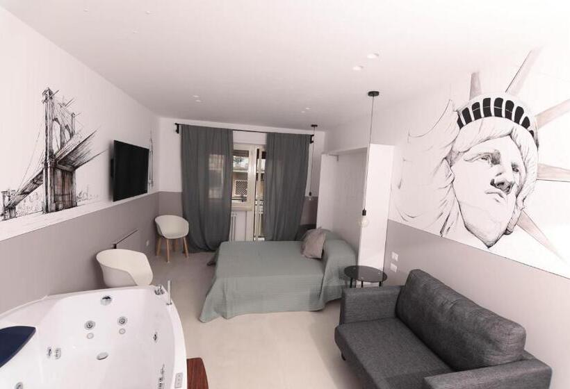 سوئیت با وان آب گرم, O.effe. Suites / Vatican