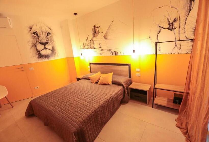 سوئیت با وان آب گرم, O.effe. Suites / Vatican