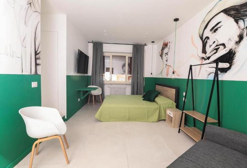 اتاق استاندارد, O.effe. Suites / Vatican