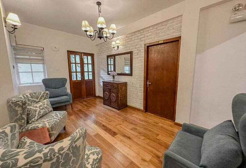 3 Bedroom Apartment, Grace