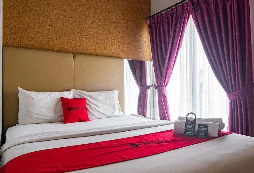 Номер Стандарт, Reddoorz Plus Near Blok M Square