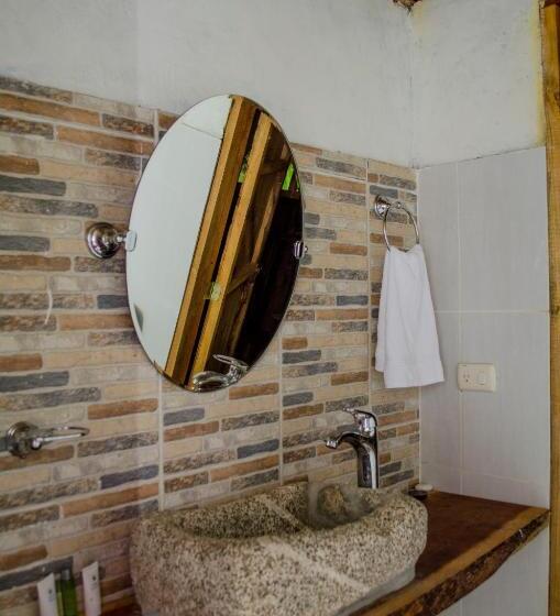 スタンダードバンガロー, Tayrona Paradise