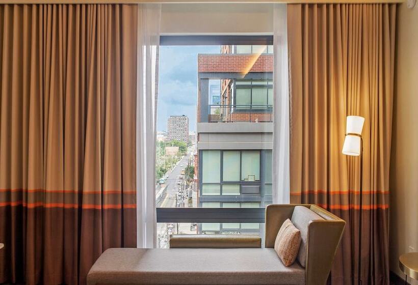 デラックスルーム, Canopy By Hilton Jersey City Arts District