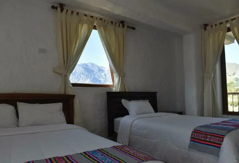 اتاق لوکس چهار تخته, La Casa De Santiago