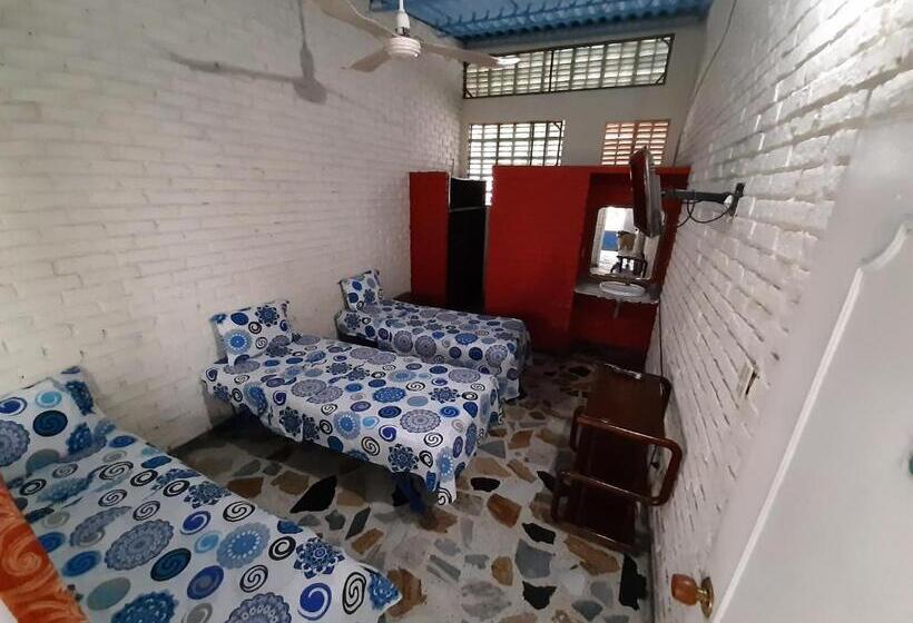 غرفة قياسية ثلاثية, Sael