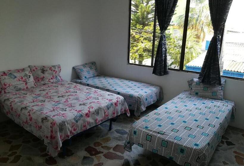 غرفة قياسية رباعية, Sael