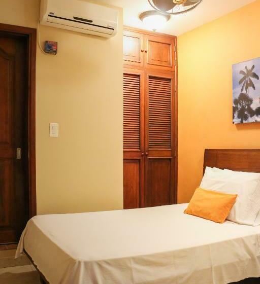 スタンダードシングルルーム, Solaris