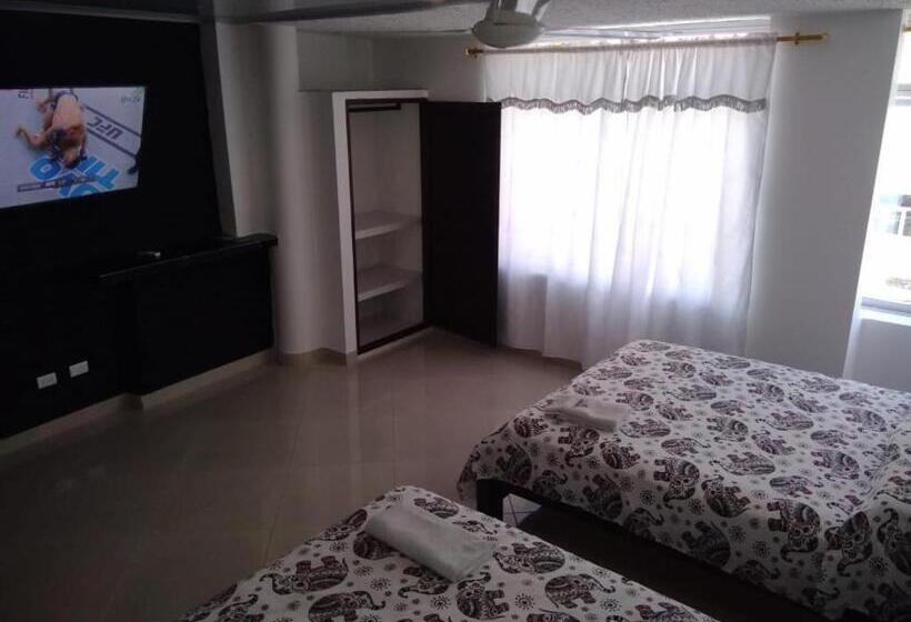 스탠다드 룸 더블 침대 2개, Tania