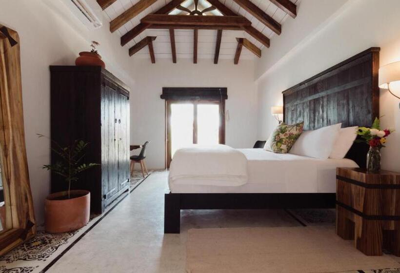 سوییت لوکس, Villas Los Olivos