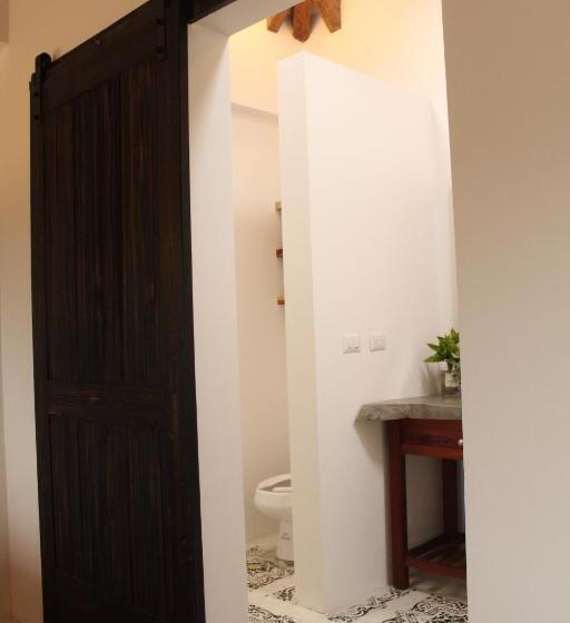 سوییت لوکس, Villas Los Olivos