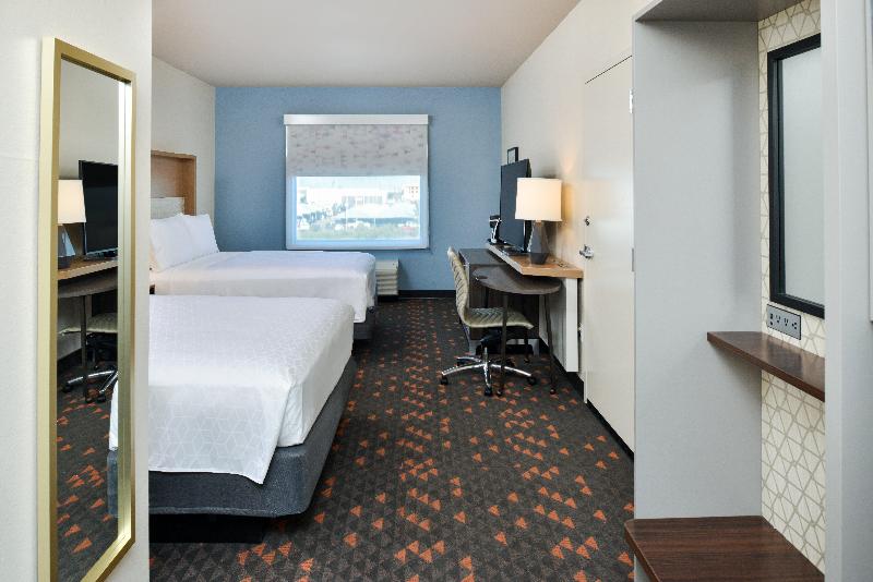 残疾人使用的带特大床的标准间, Holiday Inn Fort Worth   Alliance By Ihg