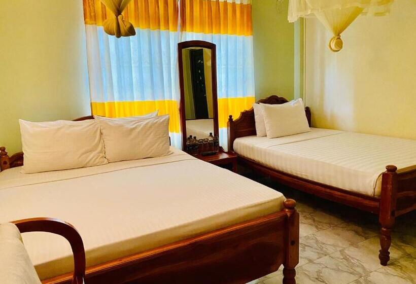 غرفة قياسية ثلاثية, Montana Rest