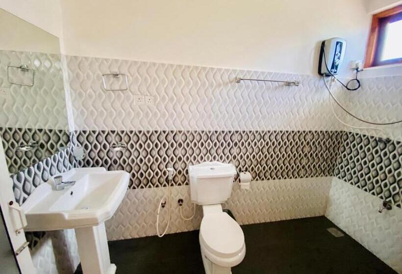 Номер Deluxe Кровать Кинг, Montana Rest