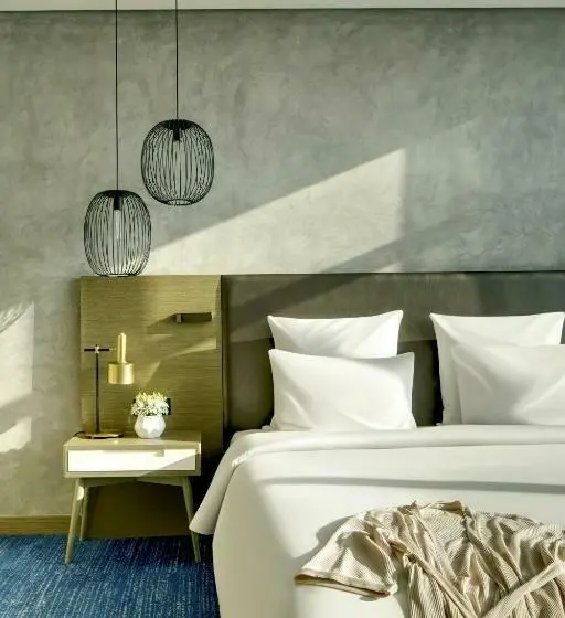 Deluxe Suite King Bed, Pullman Sharjah