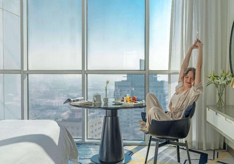 اتاق سوپریور با چشمانداز شهر, Pullman Sharjah