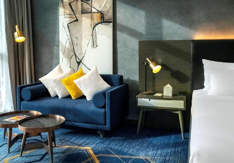 Номер Superior Вид на Город, Pullman Sharjah