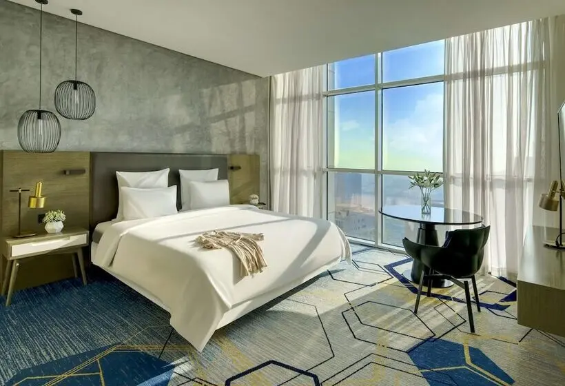 سوییت لوکس, Pullman Sharjah