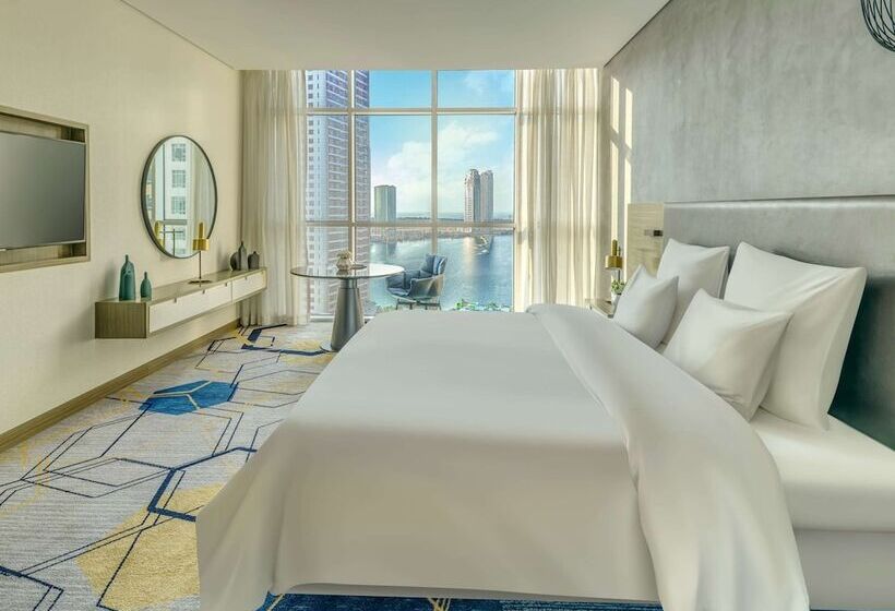 سوییت اجرایی, Pullman Sharjah