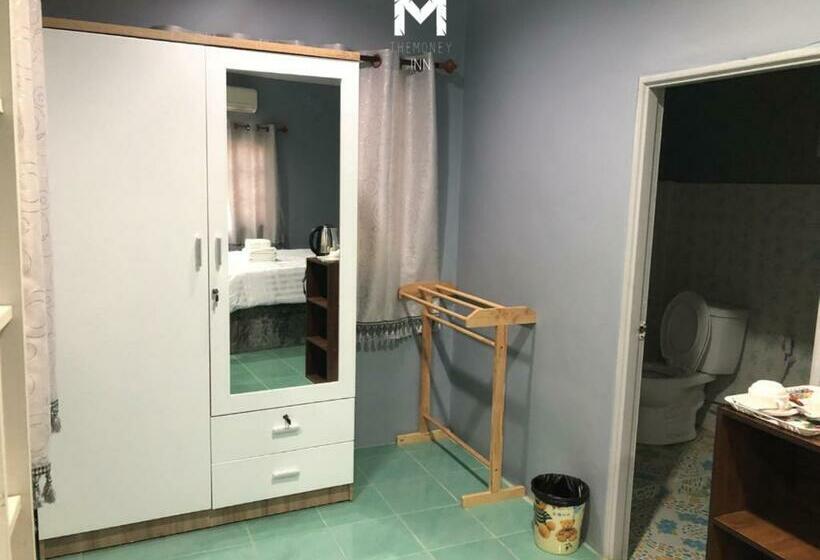 Номер Стандарт, The Money Inn