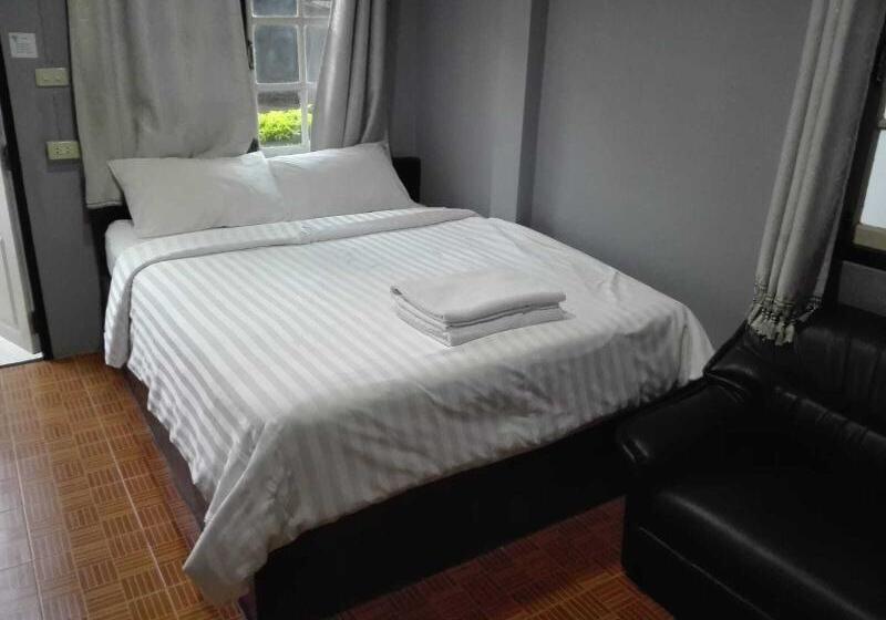 Номер Стандарт, The Money Inn