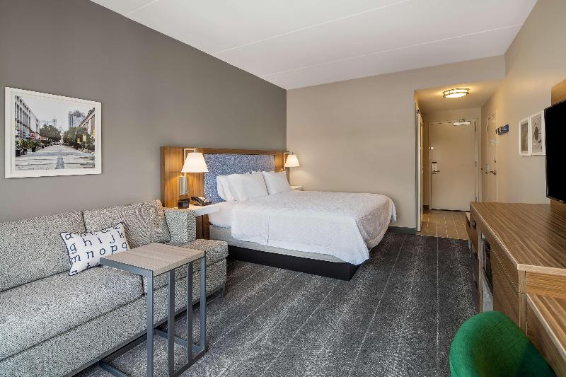 اتاق استاندارد با تخت بزرگ, Hampton Inn & Suites Raleigh Midtown