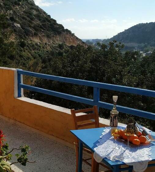 带阳台的豪华间, Oleander S Garden Traditional Cretan Cottage