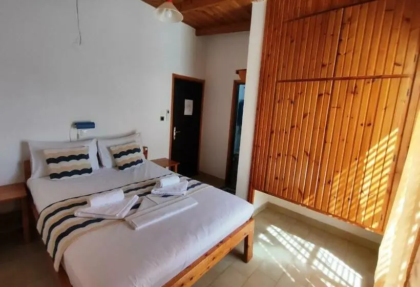 اتاق لوکس با بالکن, Oleander S Garden Traditional Cretan Cottage