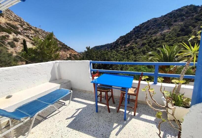 اتاق استاندارد سه تخته با بالکن, Oleander S Garden Traditional Cretan Cottage