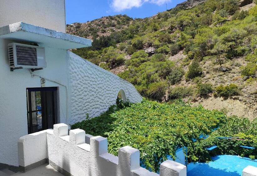 带露台的标准房间, Oleander S Garden Traditional Cretan Cottage