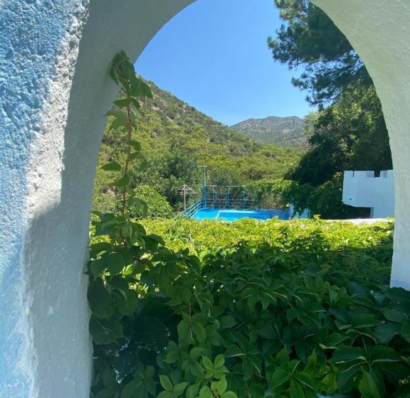 Standard Triple Room with Terrace, Oleander S Garden Traditional Cretan Cottage