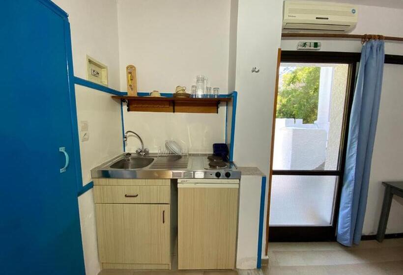 Standard Triple Room with Terrace, Oleander S Garden Traditional Cretan Cottage