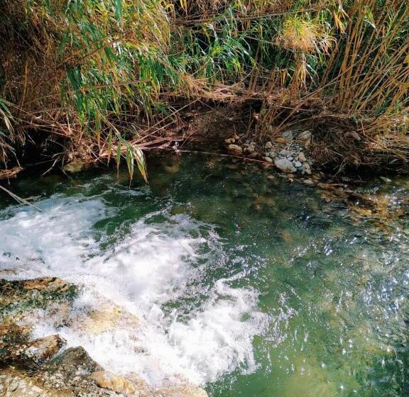 标准间带山景, Oleander S Garden Traditional Cretan Cottage