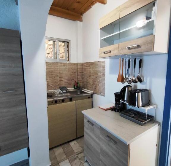 经典四人房间, Oleander S Garden Traditional Cretan Cottage