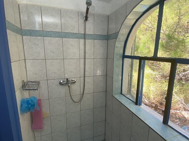 带双人床的标准工作室, Oleander S Garden Traditional Cretan Cottage