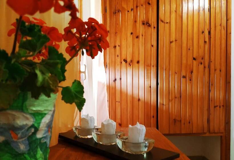 标准间带双人床, Oleander S Garden Traditional Cretan Cottage