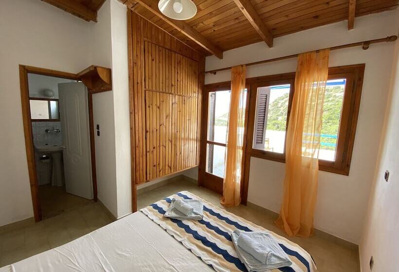 ダブルベッドスタンダードルーム, Oleander S Garden Traditional Cretan Cottage