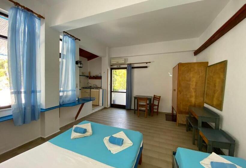 带露台的标准房间, Oleander S Garden Traditional Cretan Cottage