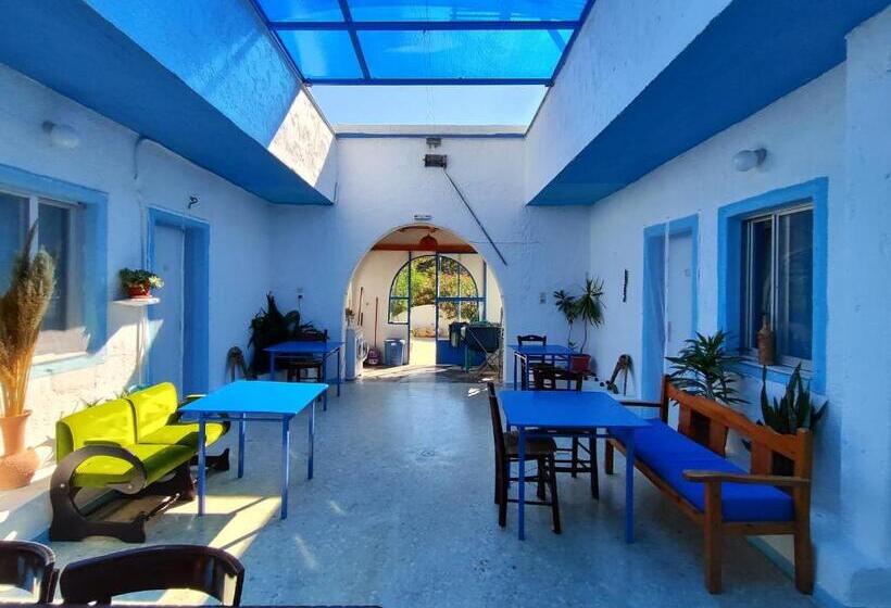اتاق کلاسیک چهارنفره, Oleander S Garden Traditional Cretan Cottage