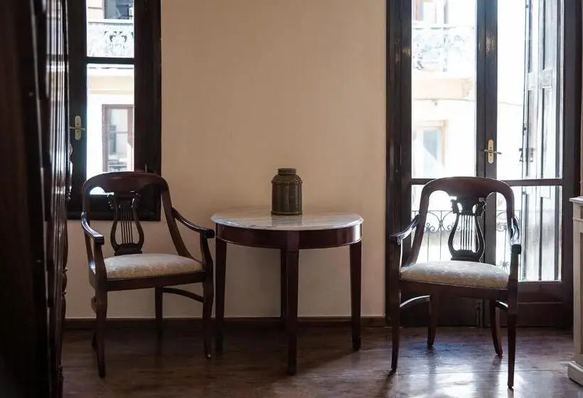 スイート（家族用）, Old Town Suites