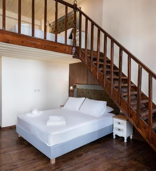 סוויטה משפחתית, Old Town Suites