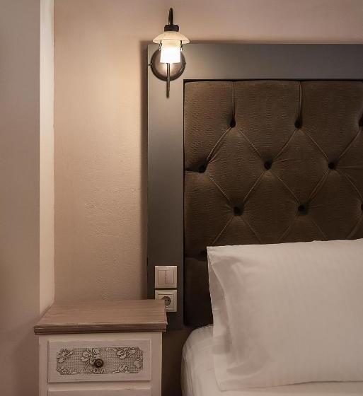 סוויטה משפחתית, Old Town Suites