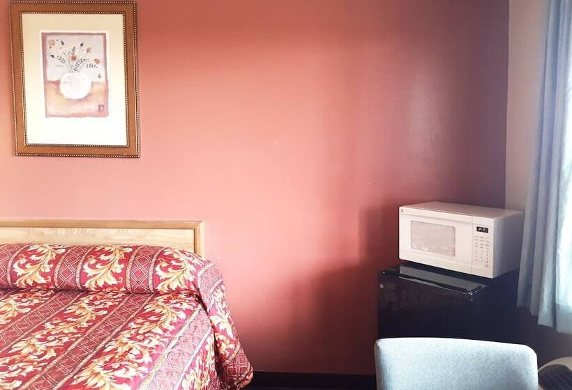 غرفه قياسيه سريرين مزدوجين, Kings At Clovis