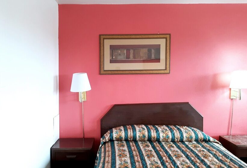 غرفة قياسية, Kings At Clovis