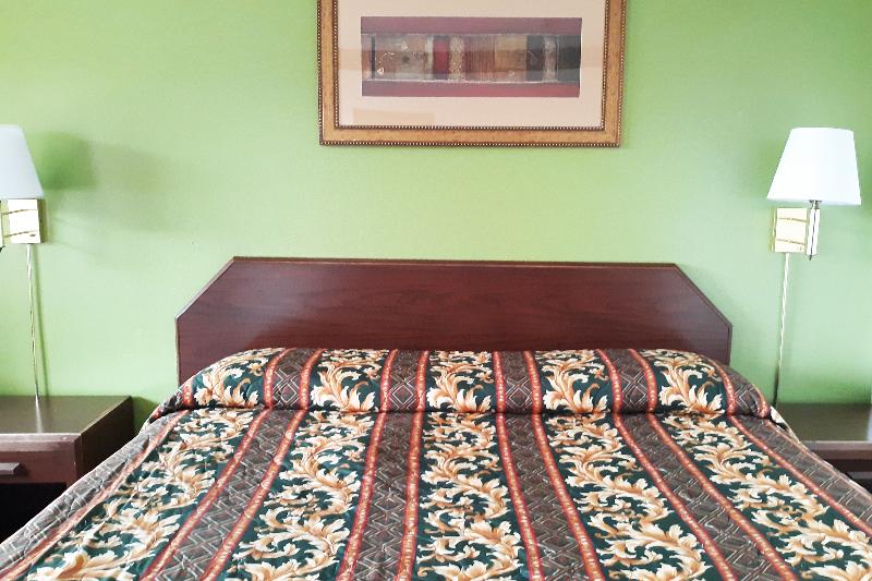 غرفة قياسية سرير كينج, Kings At Clovis