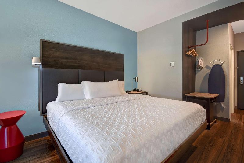 חדר סטנדרט עם מיטת קינג, Tru By Hilton Auburn