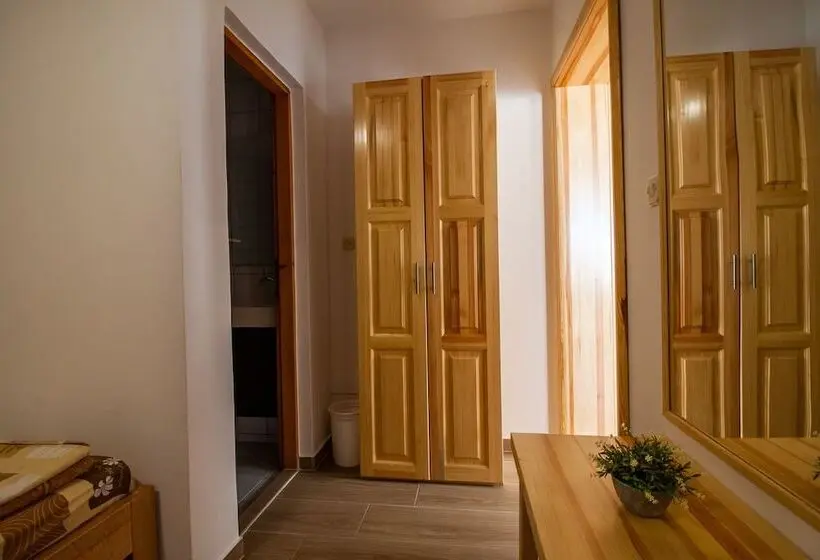 اتاق استاندارد, Bed And Breakfast Jadran