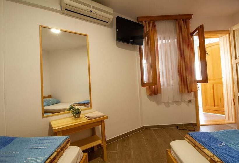 اتاق استاندارد, Guesthouse Jadran
