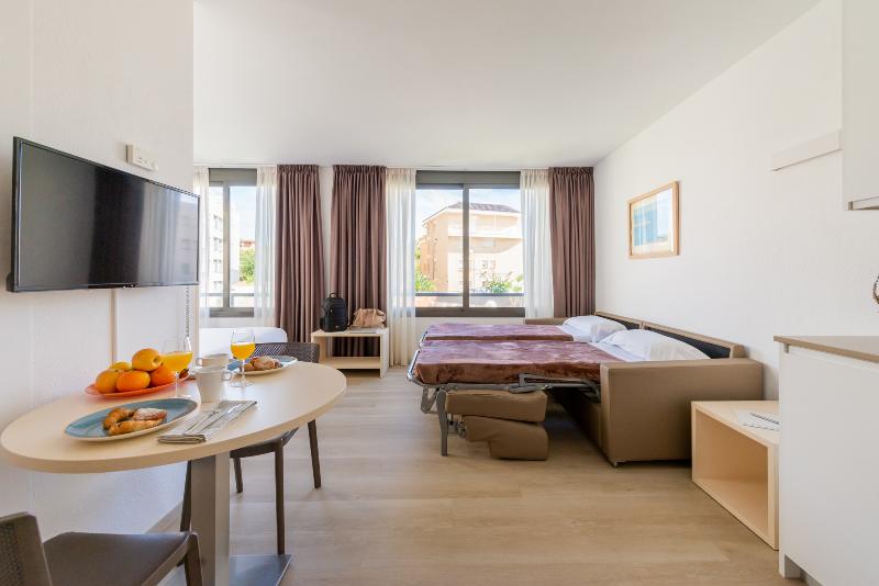 Студия Superior, Atenea Park Suites & Apartments