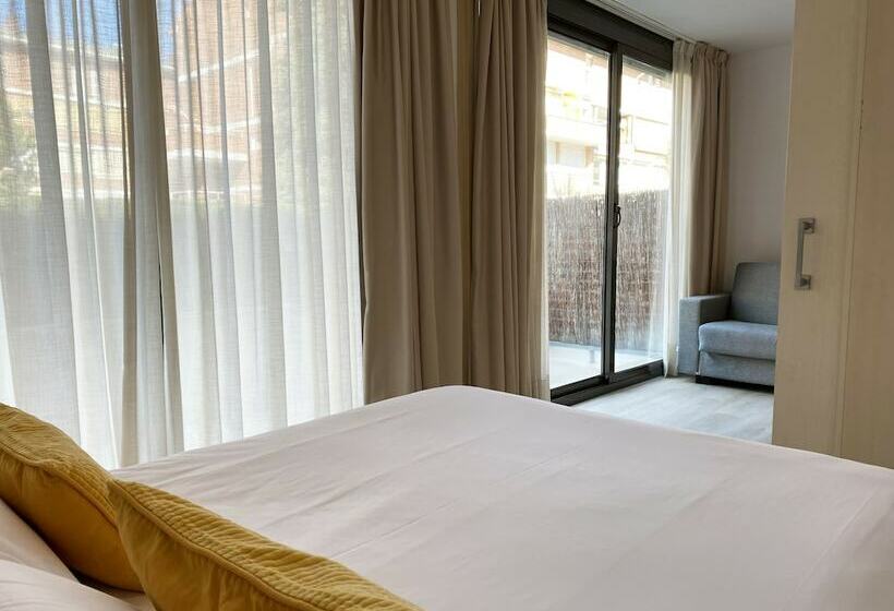 Студия Superior, Atenea Park Suites & Apartments