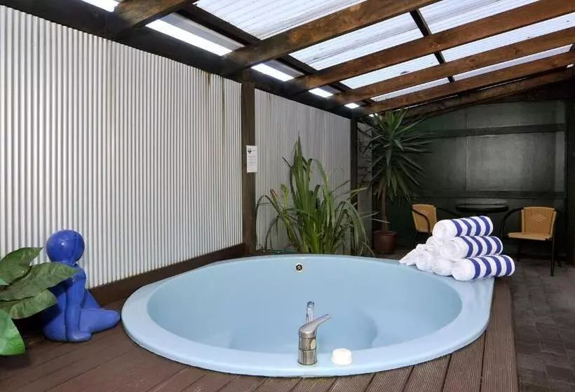 1ベッドルームアパートメント, Fenton Court Motel